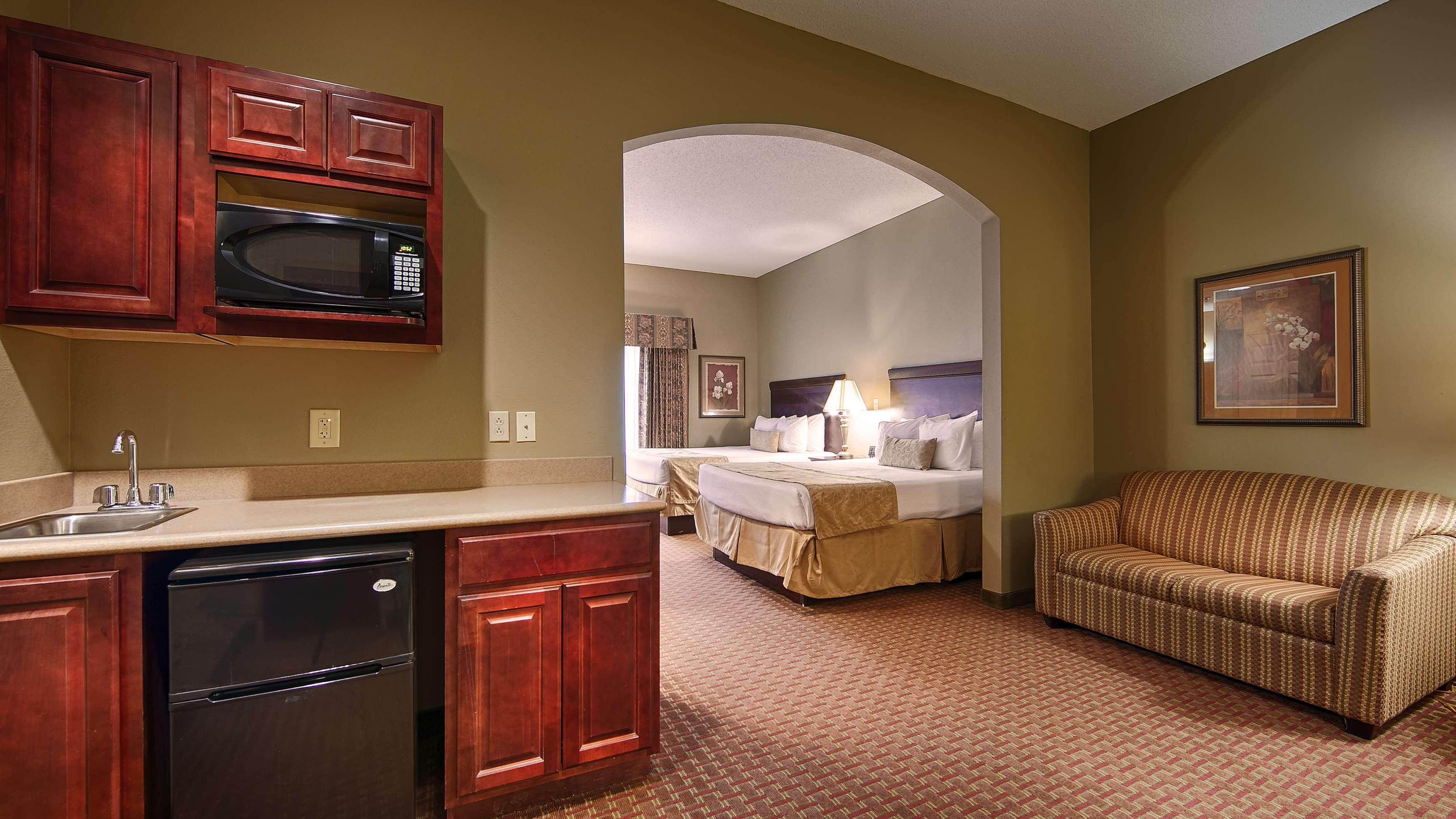 Best Western Plus Two Rivers Hotel & Suites Demopolis Exteriör bild