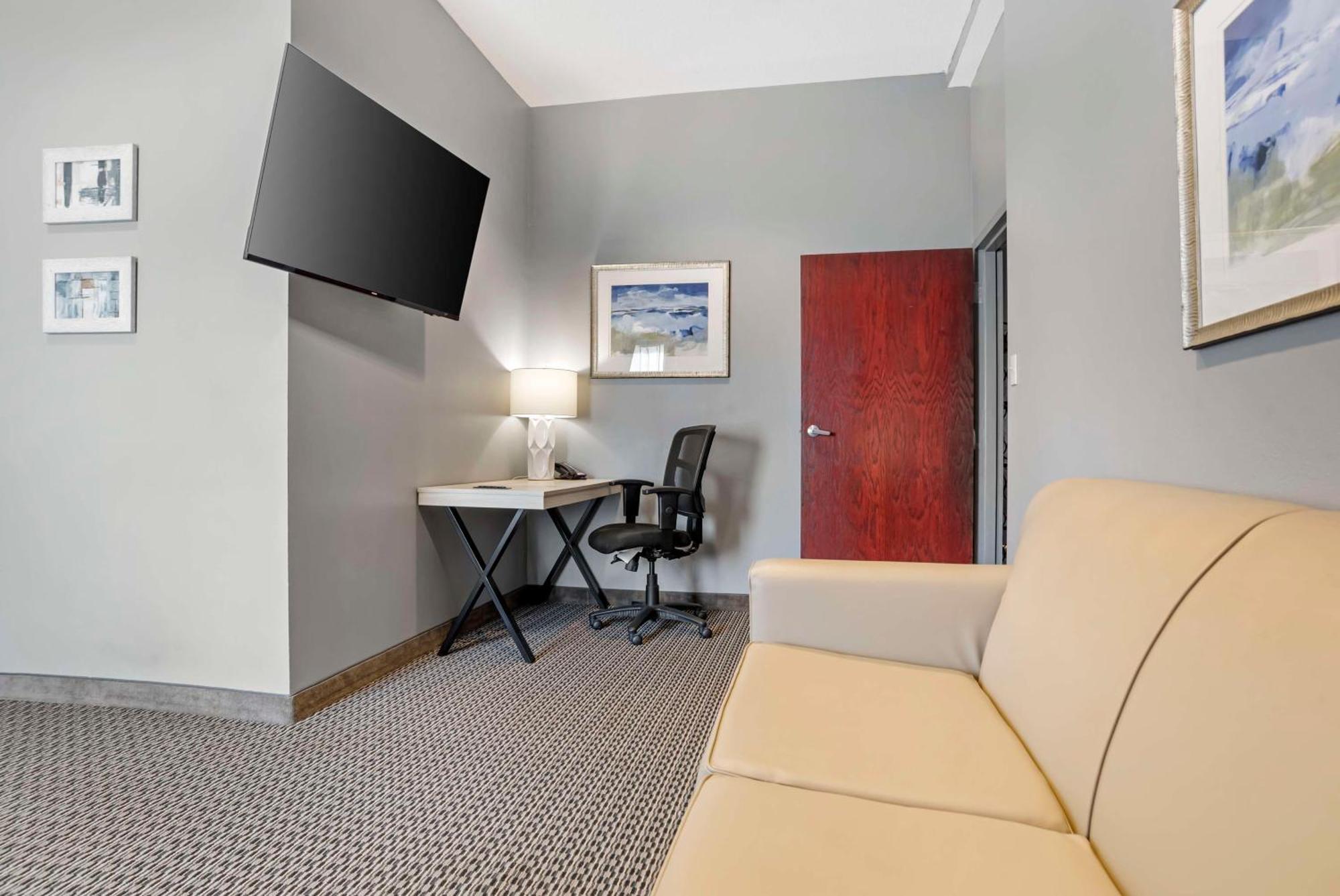 Best Western Plus Two Rivers Hotel & Suites Demopolis Exteriör bild