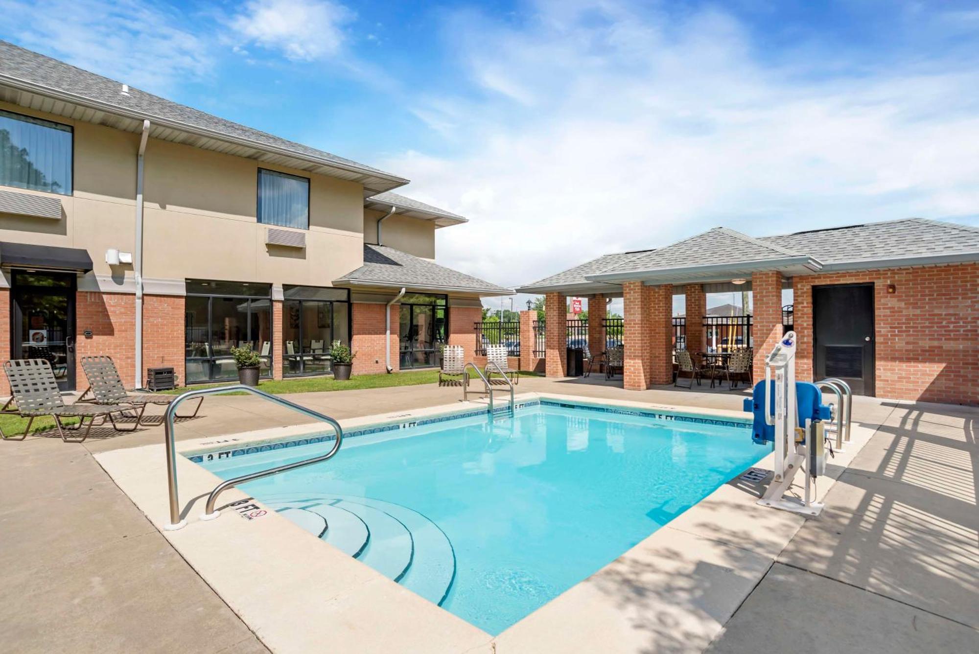 Best Western Plus Two Rivers Hotel & Suites Demopolis Exteriör bild